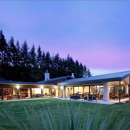 セレクト ブレーマール ロッジ&スパ ハンマー・スプリングス エクステリア 写真 The home of the New Zealand Institute of Culinary Arts